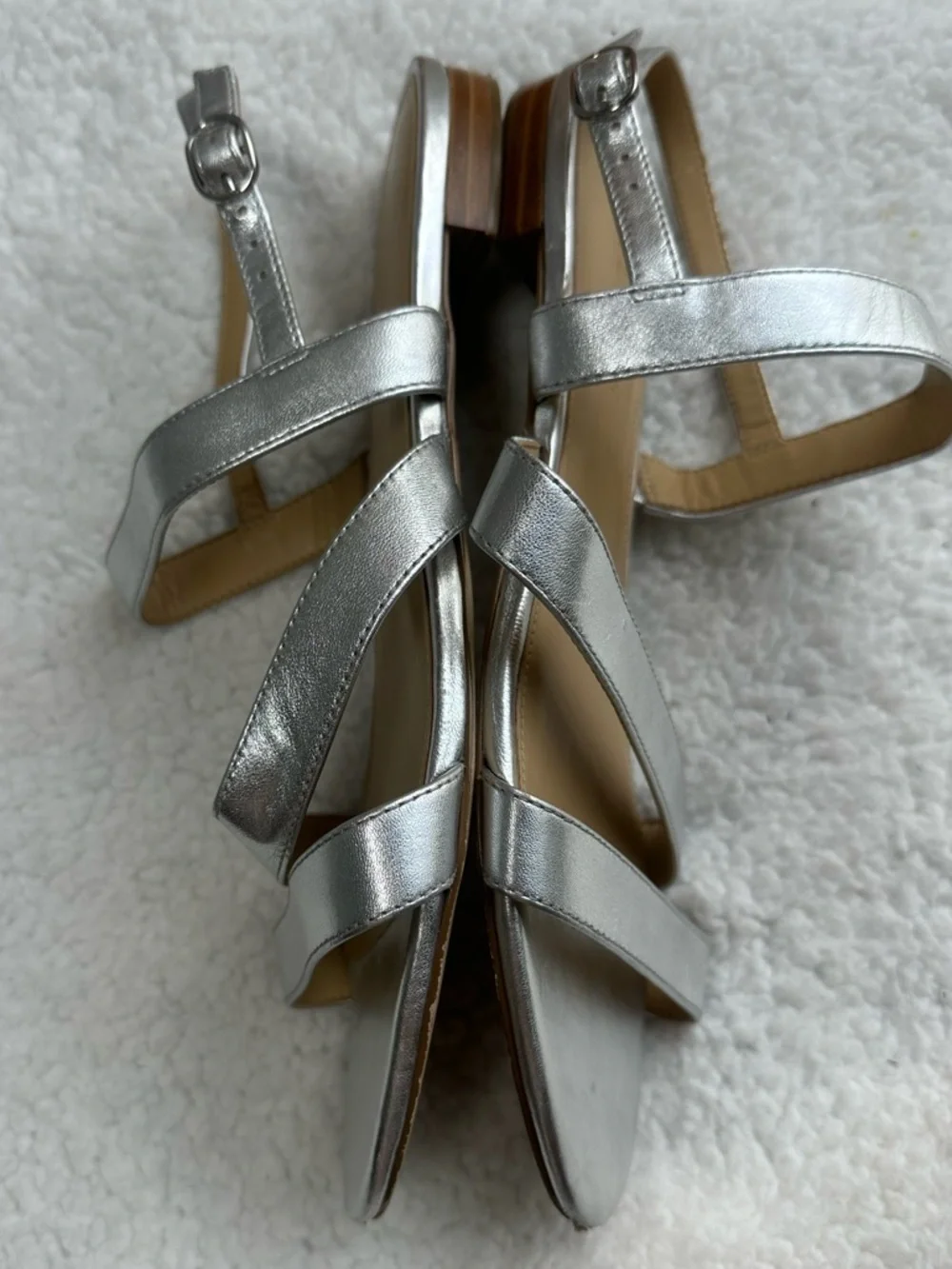 Talbots Keri Soft Nappa Leather Silver Metallic Strappy Sandals size 8.5